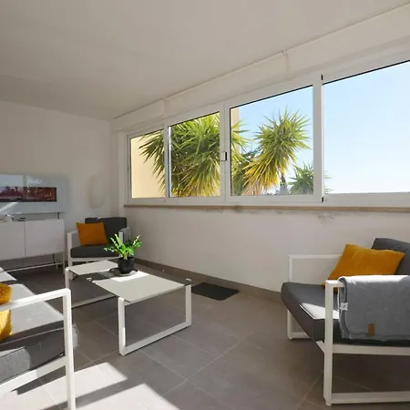 Apartmán Tranquil And Bright With Loggia - Two Bedroom With Loggia
